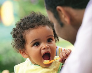 teething baby not drinking bottle