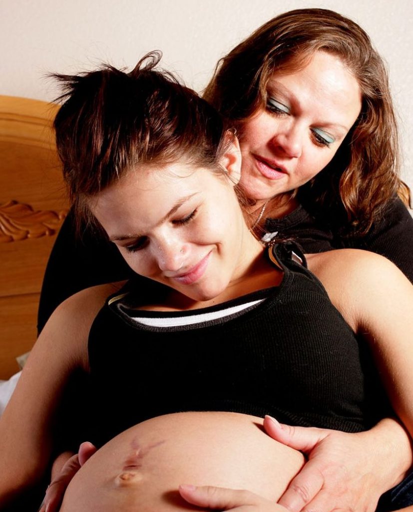 3rd trimester pregnant belly button fetish lanna amidala