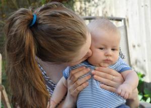 baby mum mum 6 months