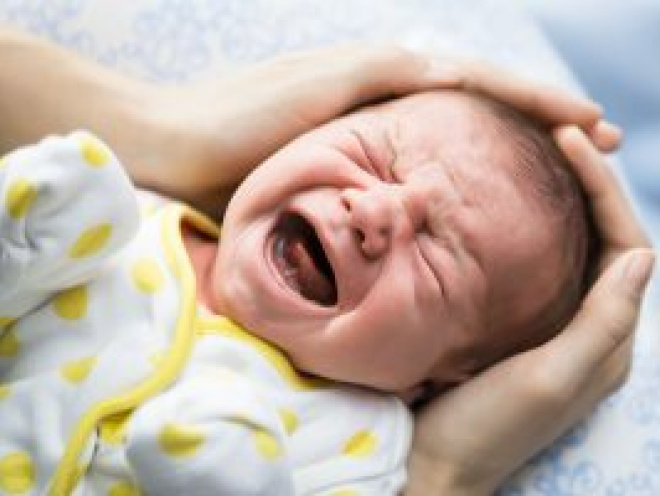Why does my baby cry when I put them to bed?, Baby & toddler articles &  support