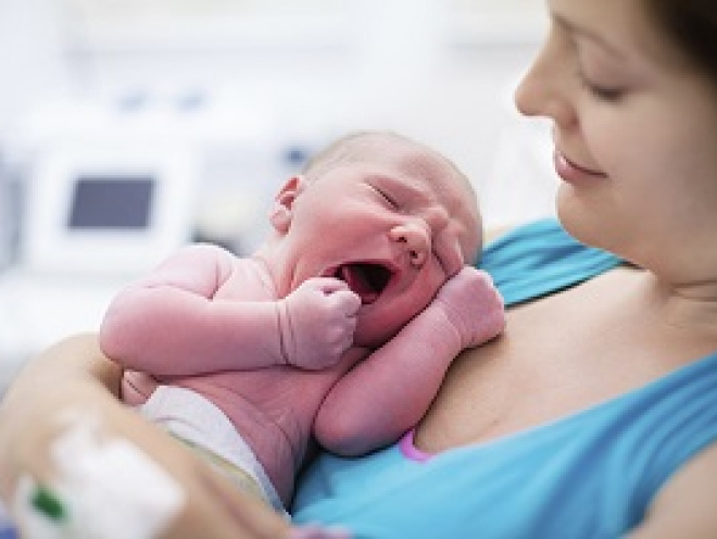 Breastfeeding right after birth