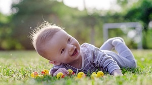 Games and play for development: 0-6 months