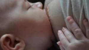 breastfeeding baby 